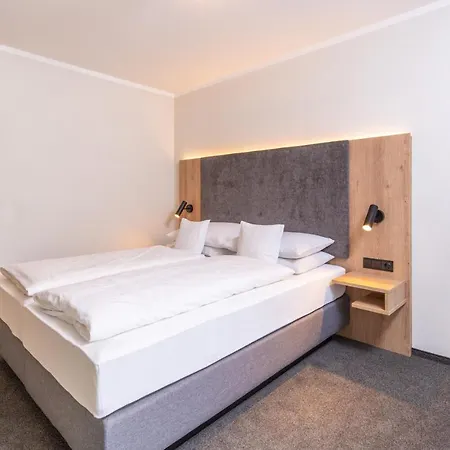 Schwan Hotel Pottenstein