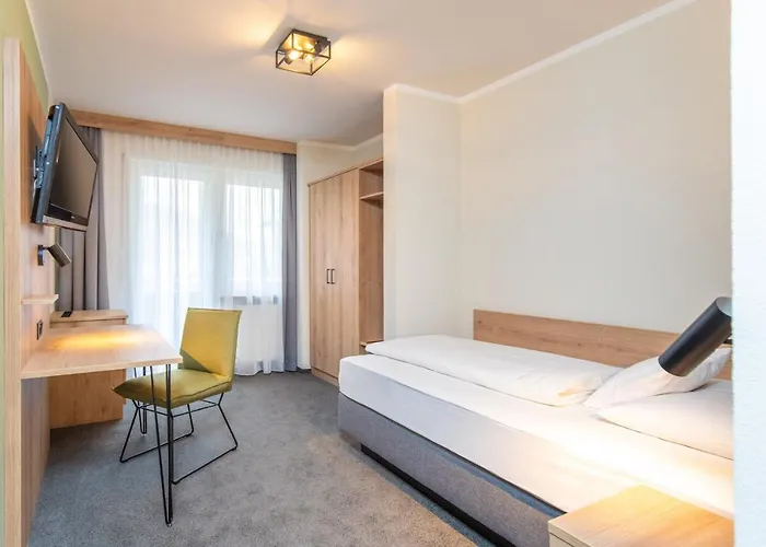 Otel Schwan 3*