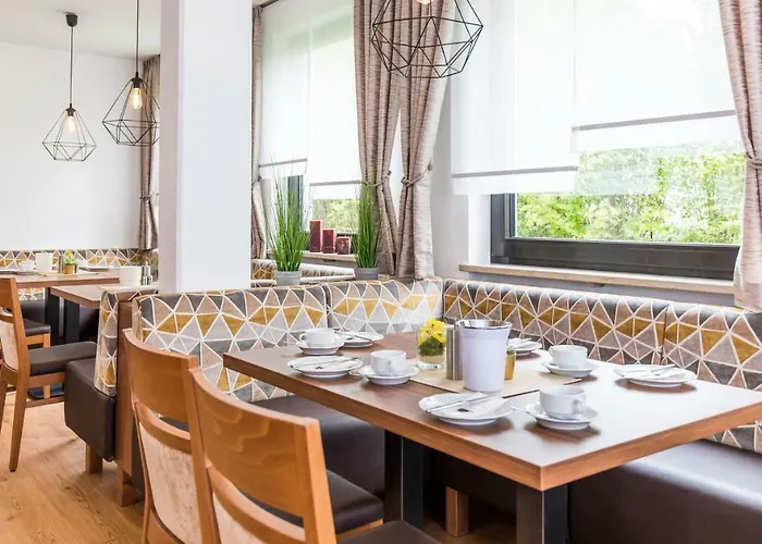 Otel Schwan 3*